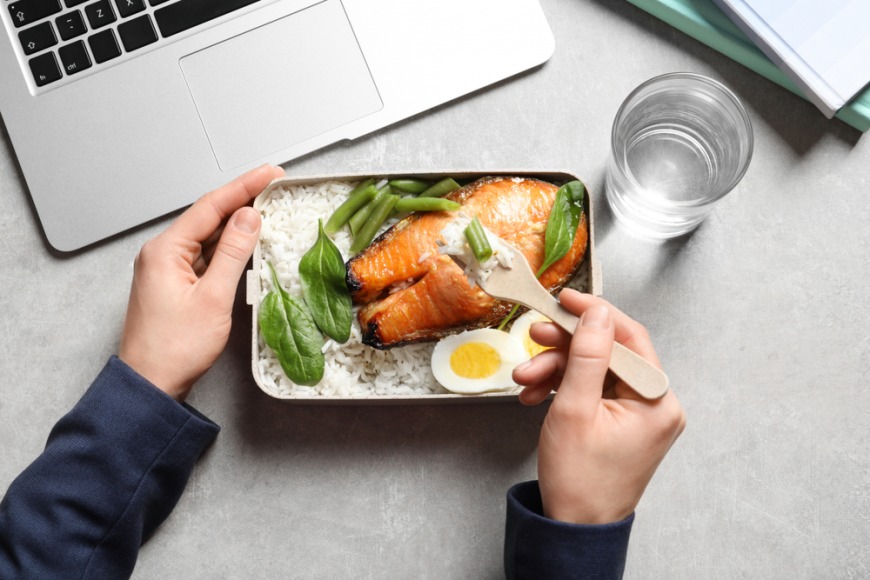 Best energy boosting foods to eat at work Best energy boosting foods to eat at work